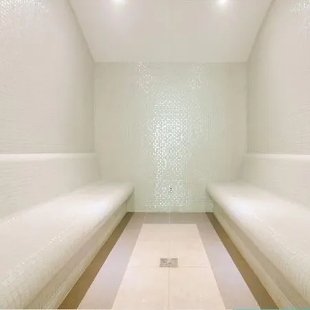 37th Floor - Skyview Oasis - A Daire