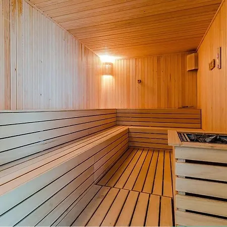 37th Floor - Skyview Oasis - A