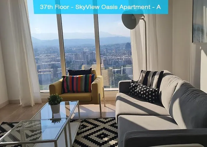 Apartment 37th Floor - Skyview Oasis - A *
