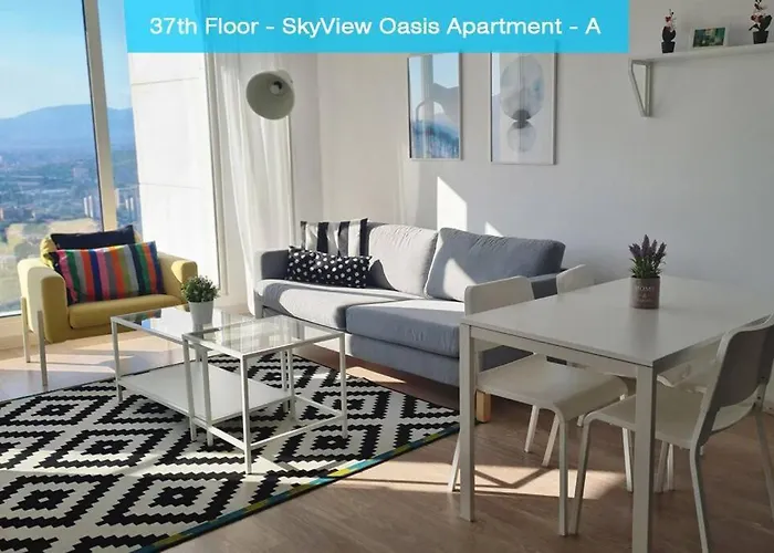 37th Floor - Skyview Oasis - A *